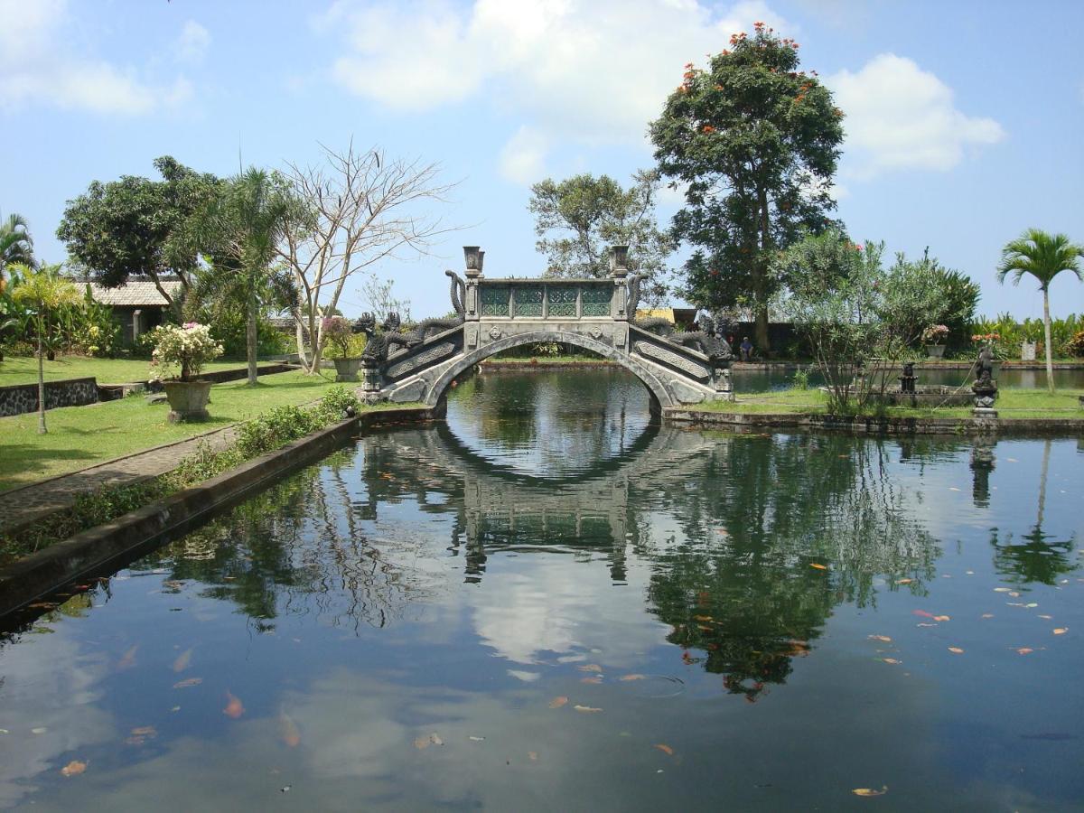 Villa Arjuna Seraya ภายนอก รูปภาพ